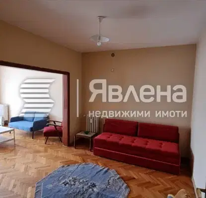 Снимка 5 — Двустаен апартамент в Банишора с изложение север-юг