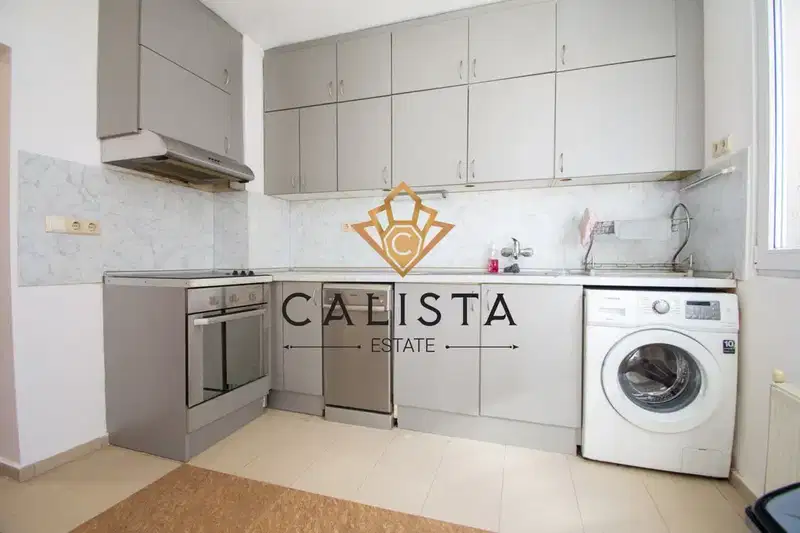 4-bedroom apartment in Sofiya, Banishora
