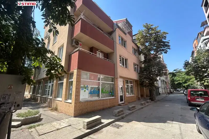 Двустаен апартамент с паркомясто в Белите брези, София