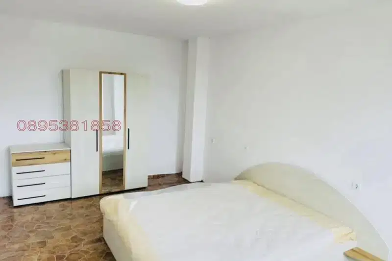 Three-room apartment on the ground floor in Benkovski, Sofia with parking