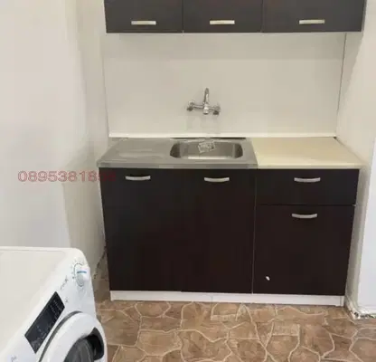 Photo 2 — Three-room apartment on the ground floor in Benkovski, Sofia with parking