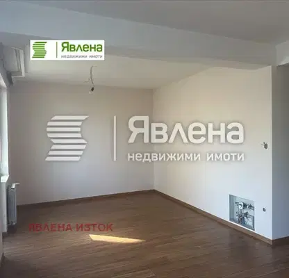 Снимка 3 — Едностаен апартамент в Борово с тераса и асансьор
