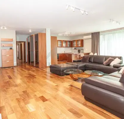 Photo 2 — Four-room apartment in Boyana with garden and pool