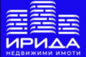 Тристаен апартамент в Бъкстон с тераса на 5-ти етаж