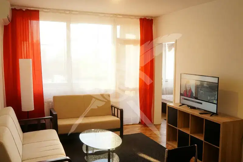Two-room apartment with terrace in Bukston, Sofia