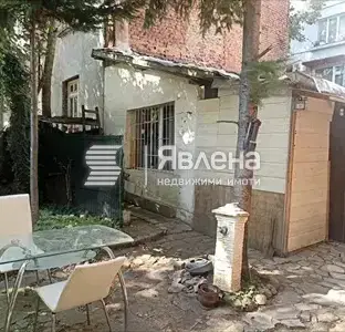 Photo 2 — One-room apartment with garage in Center, Sofia