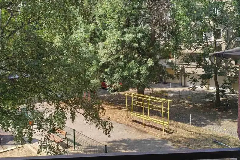 2-стаен апартамент с две тераси в Център, София