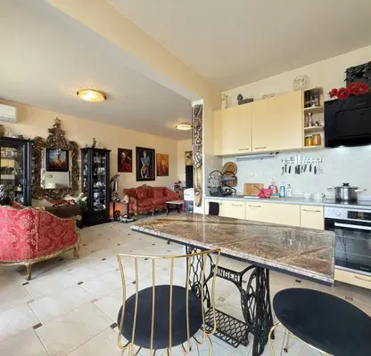 Photo 2 — Three-room apartment with two terraces in Center, Sofia