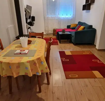 Photo 3 — Three-room apartment with balcony in Center, Bulgaria Blvd, Slivnitsa
