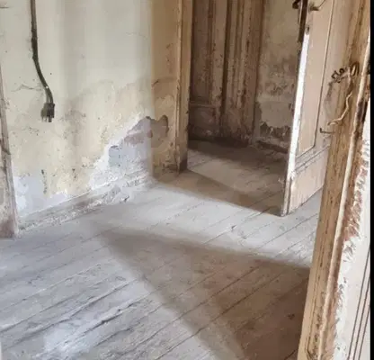 Photo 3 — 3-room apartment with yard and parking in Center, Sofia