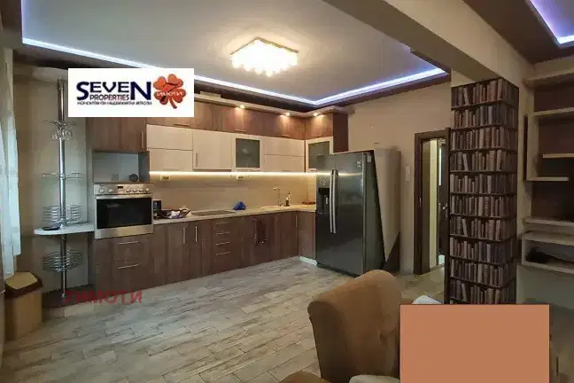Three-room apartment with balcony in Center, Sofia