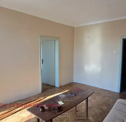 Photo 3 — Three-room apartment on Hristo Botev Blvd in Sofia Center