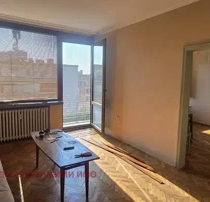 Photo 4 — Three-room apartment on Hristo Botev Blvd in Sofia Center