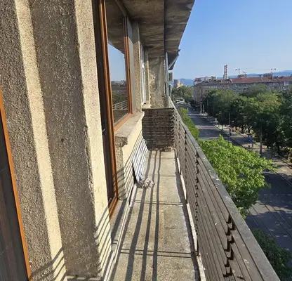 Photo 5 — Three-room apartment on Hristo Botev Blvd in Sofia Center