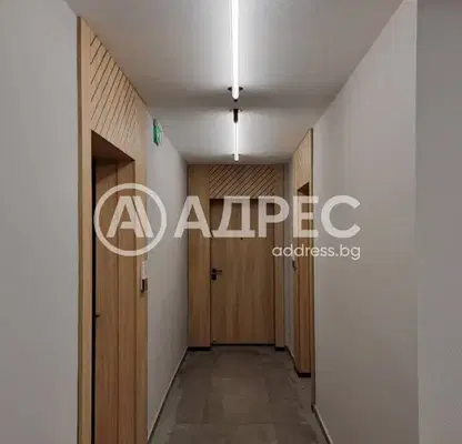 Photo 3 — 4-room apartment in Center with parking and elevator