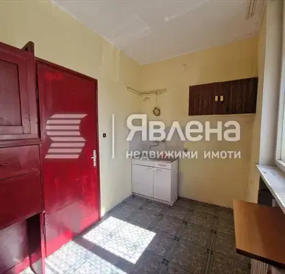 Photo 3 — One-room apartment in Center, Sofia with functional layout