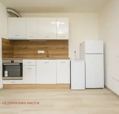 Снимка 2 — Едностаен апартамент в Център, пл. Руски паметник с тераса
