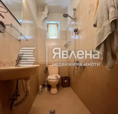 Снимка 4 — Двустаен апартамент в Център, София, среден етаж