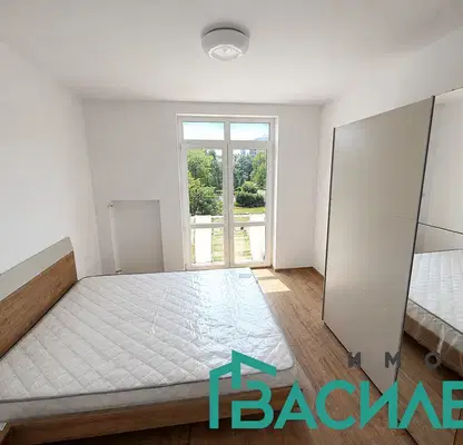 Снимка 5 — Двустаен апартамент с тераса в центъра на София