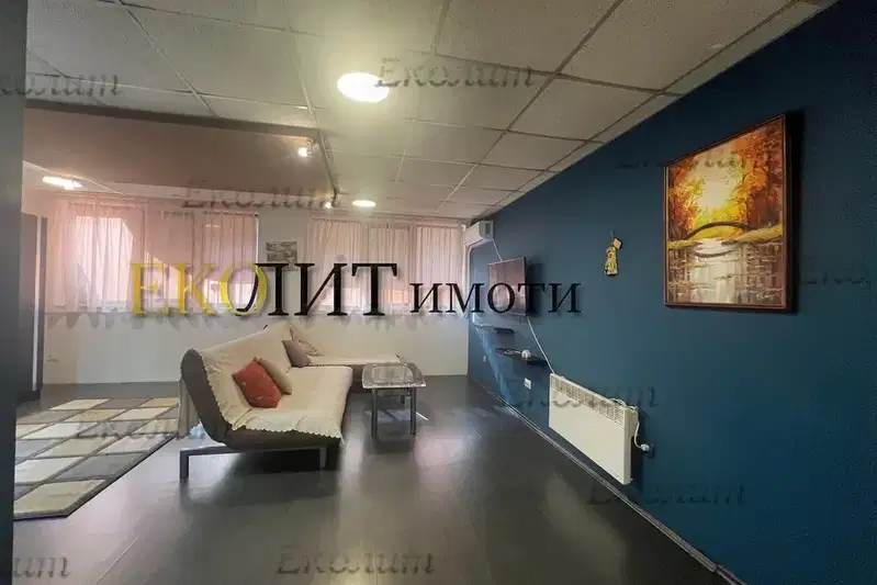 Двустаен апартамент с климатик в Център, София