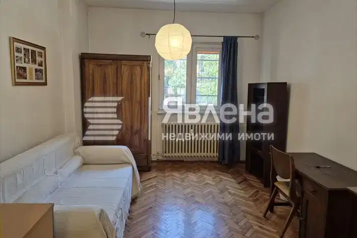 3-bedroom apartment in Sofiya, Centyr