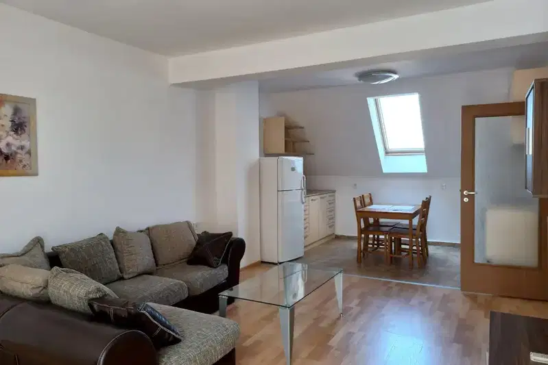 3-bedroom apartment in Sofiya, Centyr