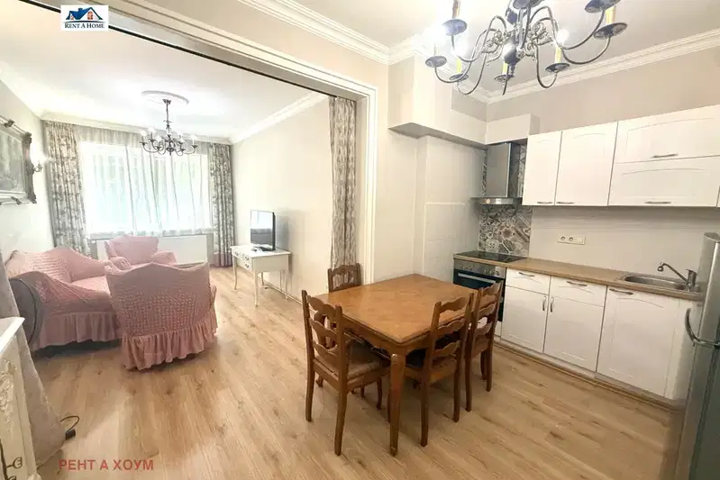 3-room apartment in Center, Sofia with balcony