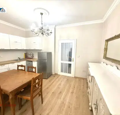 Photo 3 — 3-room apartment in Center, Sofia with balcony