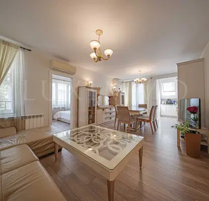 Photo 2 — Three-room apartment with terrace in Center, Sofia