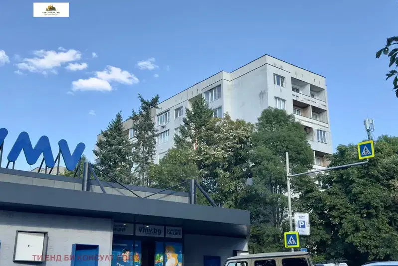 Двустаен апартамент в Дианабад с югоизточно изложение