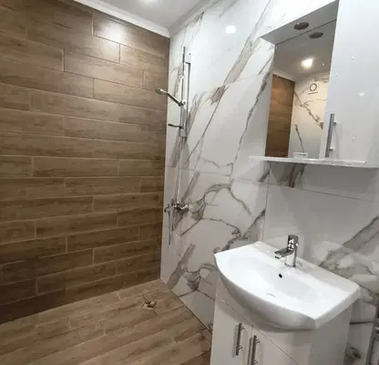Photo 5 — Luxury one-room apartment in Dianabad with terrace
