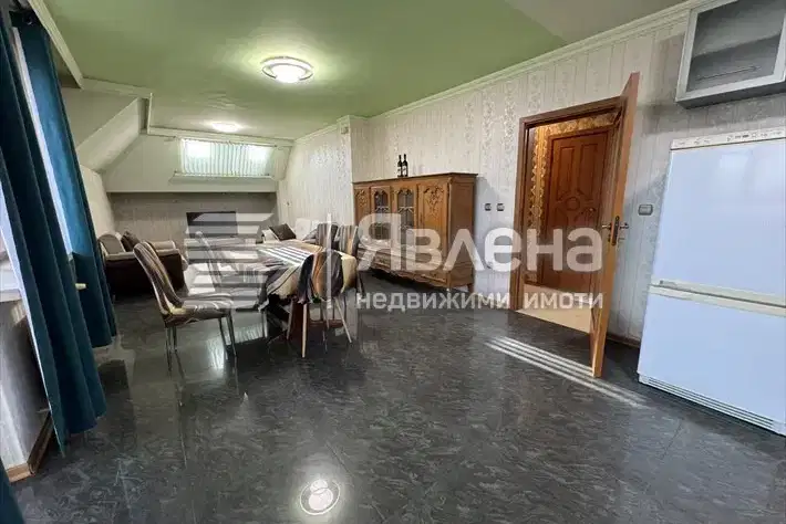 3-bedroom apartment in Sofiya, Dianabad