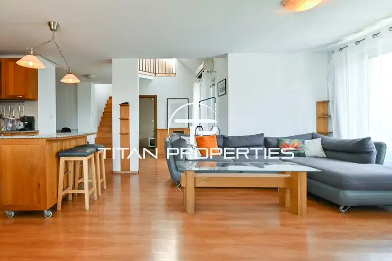 5-bedroom apartment in Sofiya, Dianabad