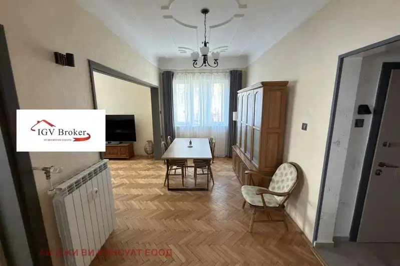 2-bedroom apartment in Sofiya, Doktorski Pametnik