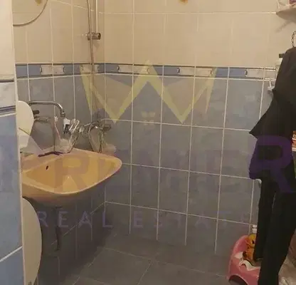Снимка 4 — Двустаен апартамент в Дружба 1 с асансьор и балкон