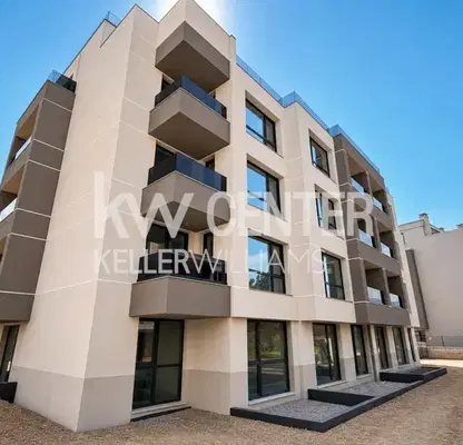 Photo 2 — Two-room apartment in Druzhba 1 with terrace and basement