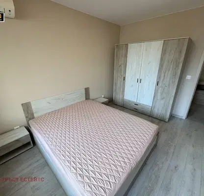 Photo 4 — Two-room apartment in Druzhba 1 with terrace and parking