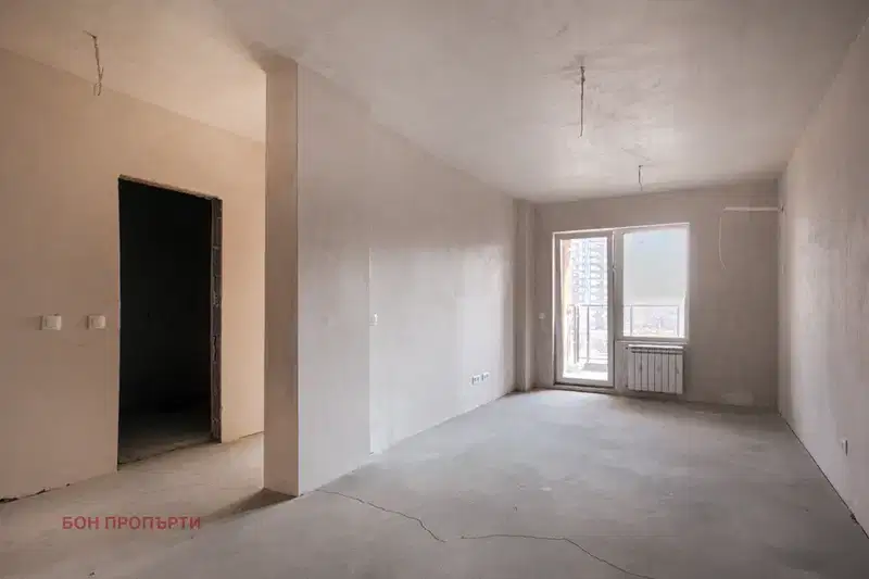 Two-room apartment with south aspect in Druzhba 2, Sofia