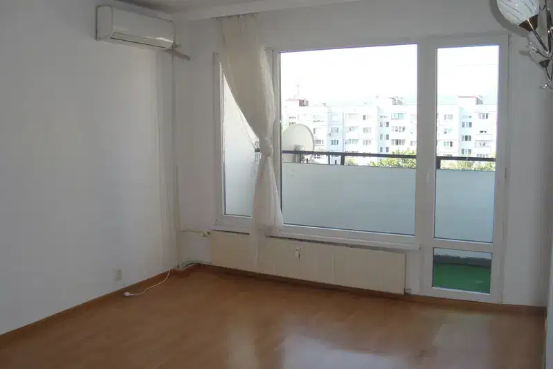 Two-room apartment with balconies in Druzhba 2, Sofia
