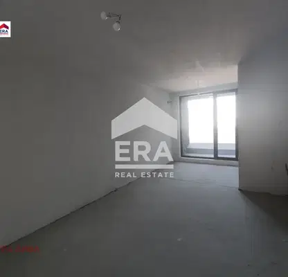 Photo 2 — Two-room apartment in Druzhba 2 with loggia and new-build