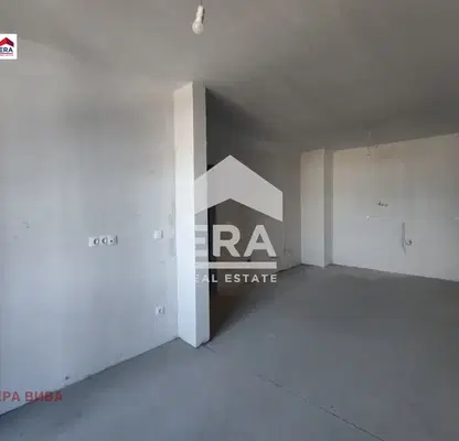 Photo 3 — Two-room apartment in Druzhba 2 with loggia and new-build