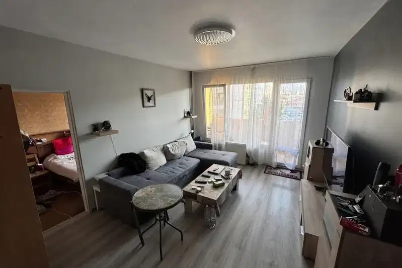 Three-room apartment with two terraces in Druzhba 2, Sofia