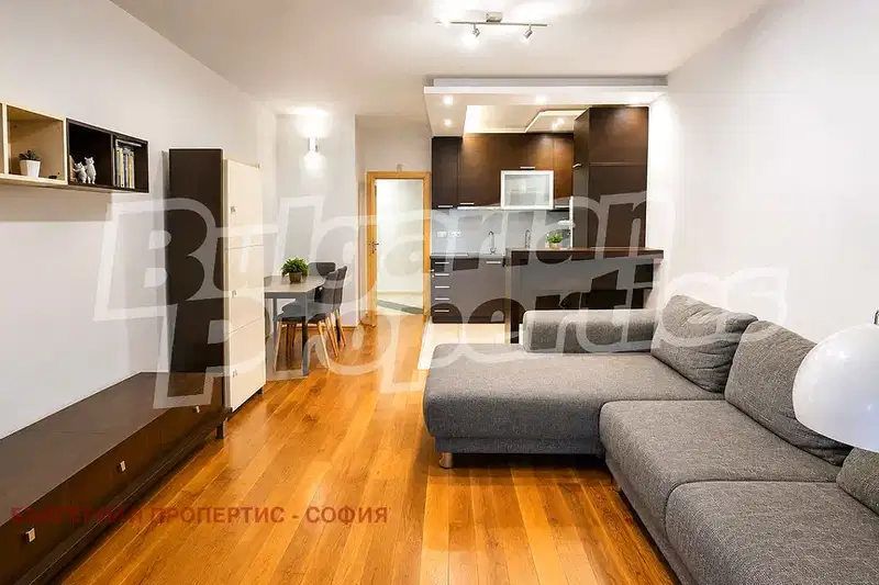 Three-room apartment with large terrace in Druzhba 2, Sofia
