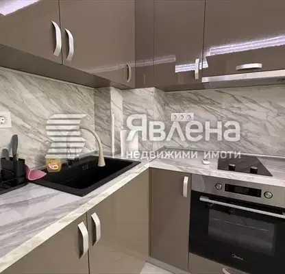 Снимка 4 — Двустаен апартамент в Дружба 2 с тераса и гараж