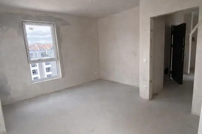 Three-room apartment with large terrace in Darvenitsa, Sofia