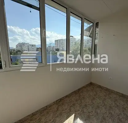 Photo 4 — Three-room apartment with two terraces in Darvenitsa, Sofia