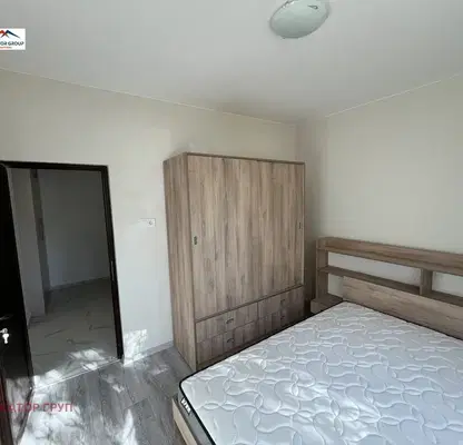 Photo 2 — Three-room apartment 70 sq m in Darvenitsa, first floor