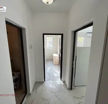 Photo 3 — Three-room apartment 70 sq m in Darvenitsa, first floor