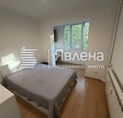 Снимка 4 — Двустаен апартамент с усвоени балкони във Фондови жилища, София