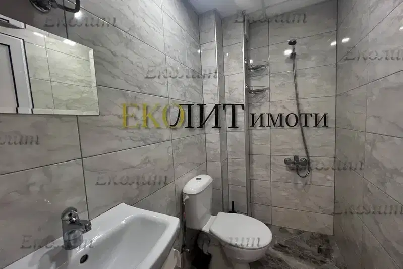 Brick 2-room apartment with glazed terrace in Gevgelijski, Sofia